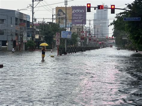 Vico Sotto, Pasig Officials Oversee Rescue Op Of Stranded Man .